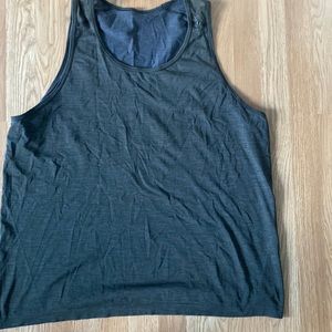 Lululemon tank xl